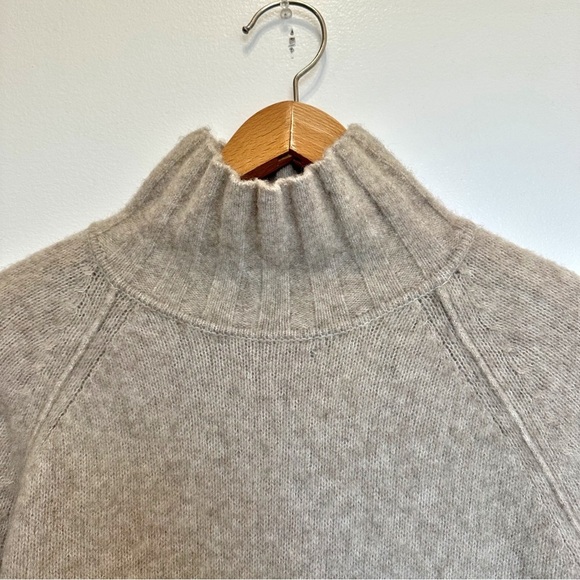 Banana Republic NWT Mock Neck Sweater Dress Heather Wheat Tan Wool Blend Shift - Picture 6 of 12